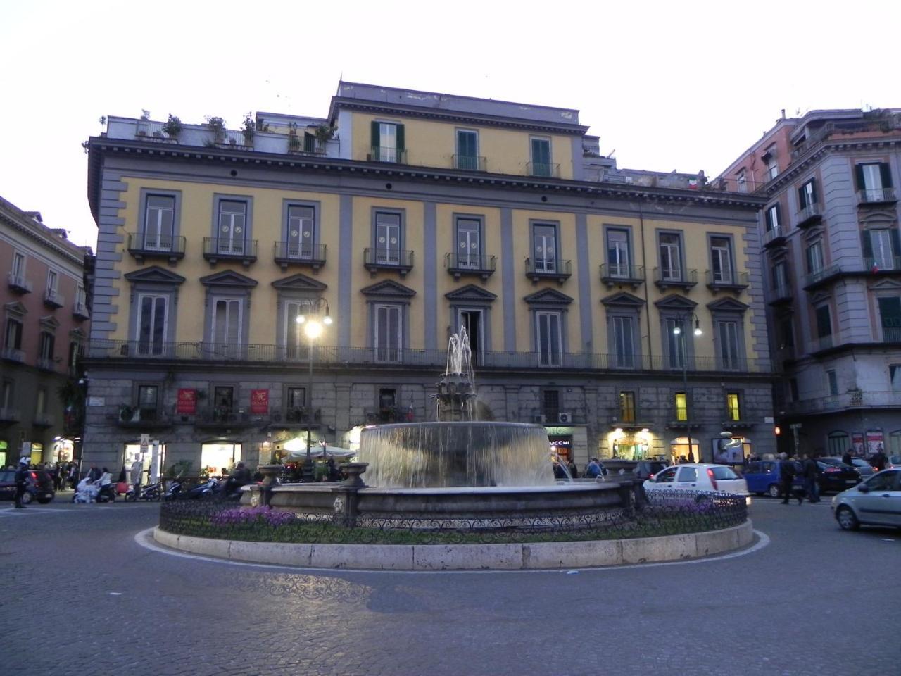 Domus Zapata Hotel Napoli Esterno foto