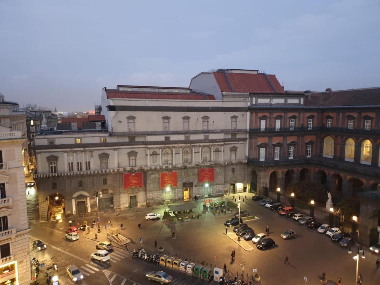 Domus Zapata Hotel Napoli Esterno foto