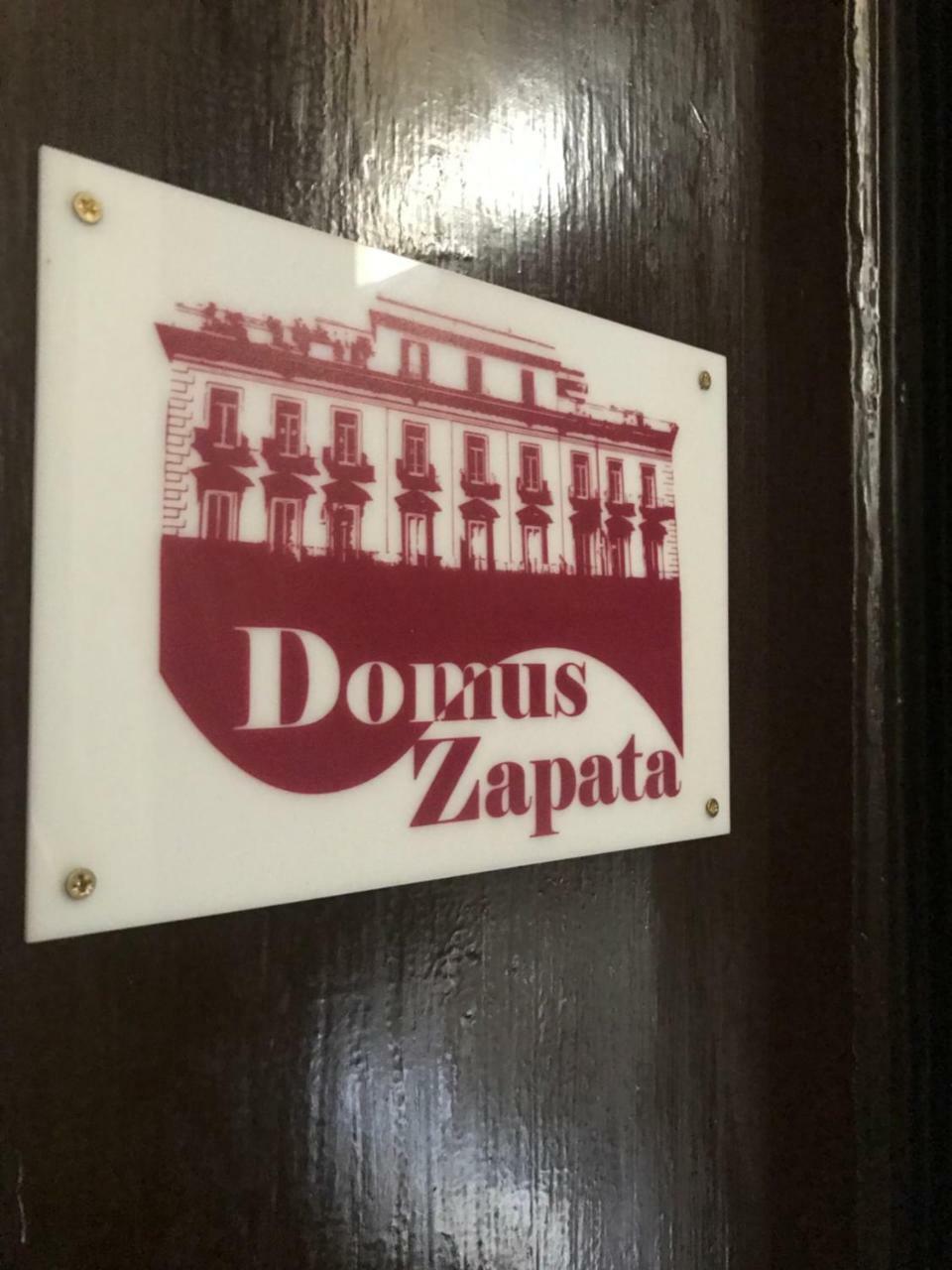 Domus Zapata Hotel Napoli Esterno foto